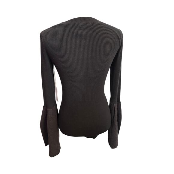 NWT Chelsea 28 Bell Sleeve Rib Knit Black Sweater Sz S - Picture 5 of 5